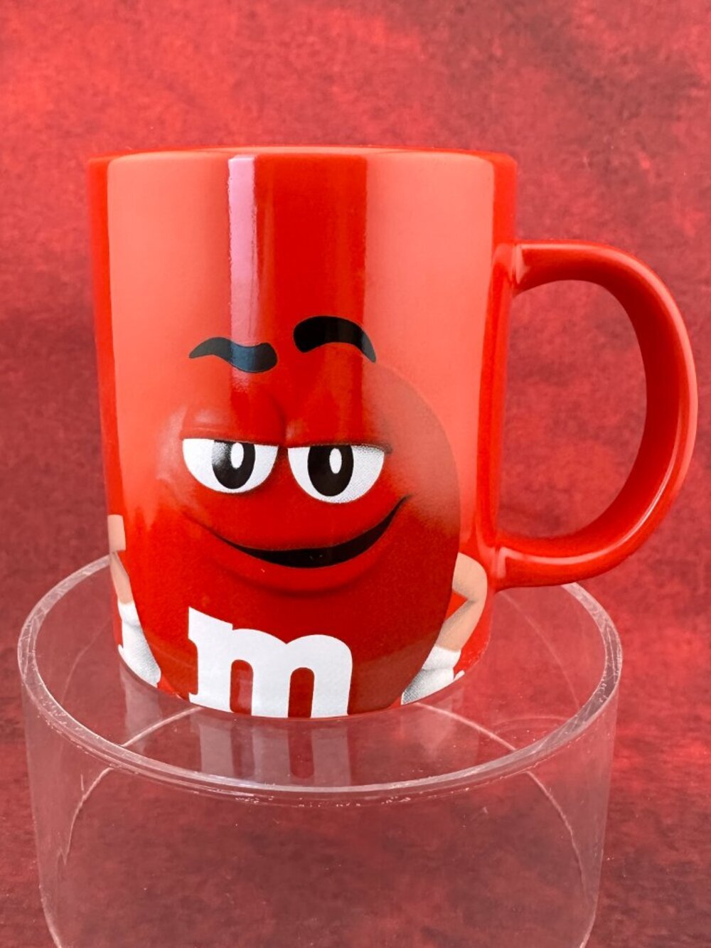 RED M&M MUG " RED LOOKS GOOD ON ME" COFFEE CUP TEA 2020 FRNAKFORD CANDY - Picture 2 of 6